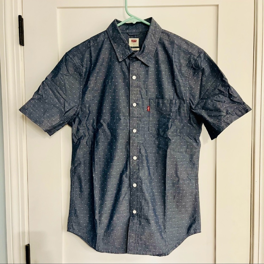 Levi's Men's Small Chambray Blue Cotton Button Down Shirt Short Sleeve